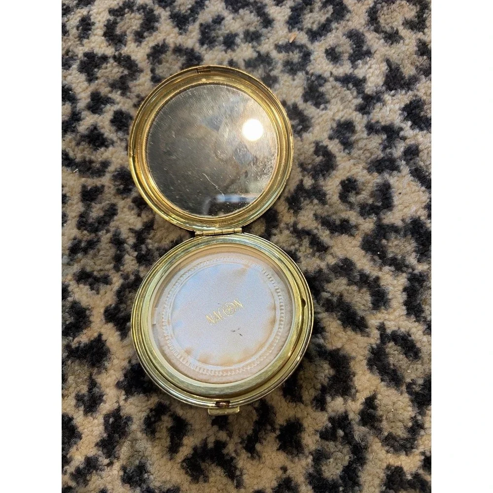 NACON Tokyo Japan Powder Compact Floral Wheelbarrow Gold Tone Mirror w Puff VTG